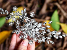 Load image into Gallery viewer, pearl-hairpin-rhinestone-hair-ornament-wedding-hair-accessories-set-crystal-comb-bridal-wedding-hair-accessories-hairpin-rhinestone-hair-ornament-crystal-barrettes-bride-fashion-jewelry