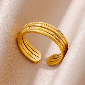 High-shine gold ring for women
