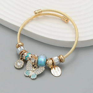 Contemporary bracelet with geometric accents