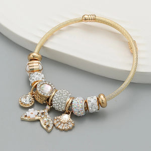 Romantic love bracelet with steel elements