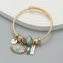 Load image into Gallery viewer, Elegant circle charm bracelet with love theme