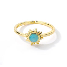 Load image into Gallery viewer, Versatile everyday wear gold ring