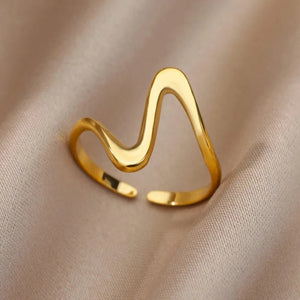  Fade-resistant fashion ring for her