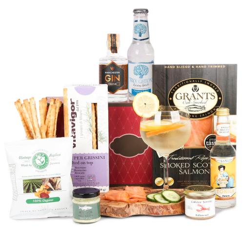 Manchester Gin Signature with Snacks Gift Basket- gift baskets uk-gin hamper marks and spencer-gin gift basket-gin gift hampers uk-luxury gin hampers-make your own gin hamper-best gin hampers