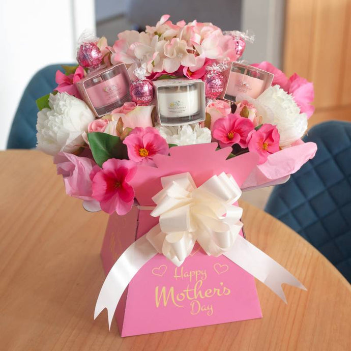 Mother’s Day Yankee Candles, Lindor Chocolate & Flower Gift Set