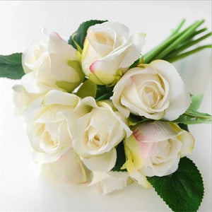 long lasting roses-forever roses uk-how to preserve a rose-cheap flower delivery-infinity roses uk