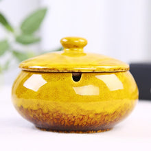 Load image into Gallery viewer, Ceramic Ashtray With Lid Smoking Ashtray Gifts For Outdoor Use.