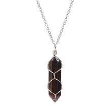 Load image into Gallery viewer, Quartz point necklace for spiritual healing