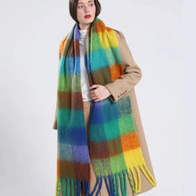 Load image into Gallery viewer, Thick warm cashmere scarf for women