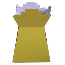 Load image into Gallery viewer, Protective vase box for floral bouquet transportation