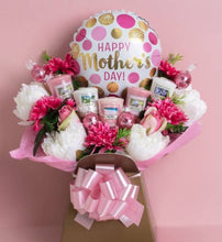 Load image into Gallery viewer, the yankee candle and balloon bouquet-flower and chocolate bouquet-gin and chocolate bouquet-pink chocolate bouquet-chocolate bouquet box-gin and yankee candle hamper-yankee candle and prosecco chocolate bouquet-pink yankee candle and prosecco chocolate bouquet-yankee candle prosecco and lindor chocolate bouquet-yankee candle gift ideas- mothers day gifts