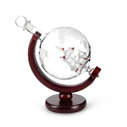 Elegant globe-shaped whiskey decanter gift set