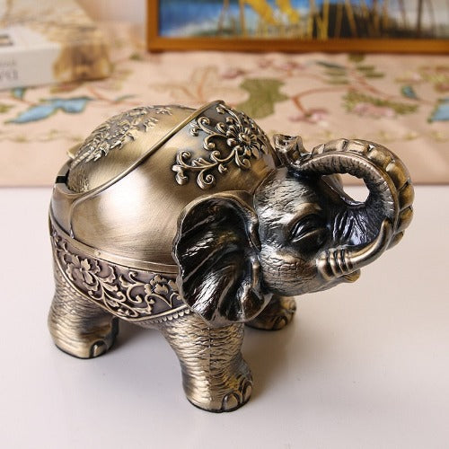  Unique elephant-shaped ashtray with protective lid