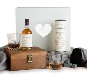 Whiskey bottle + whisky stones cooler Gift Set-unusual whisky gifts-whisky gift set-whisky gifts for him-unusual whisky gifts uk-whisky gift uk-personalised whisky gifts