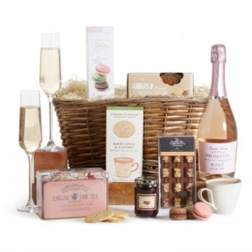 
Couples hamper with wine, chocolates, and cozy essentials

