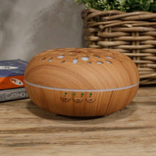 Load image into Gallery viewer, Essential oil humidifier with mist