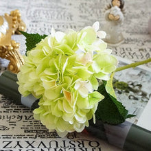 Load image into Gallery viewer, artificial hydrangea centrepiece home decor