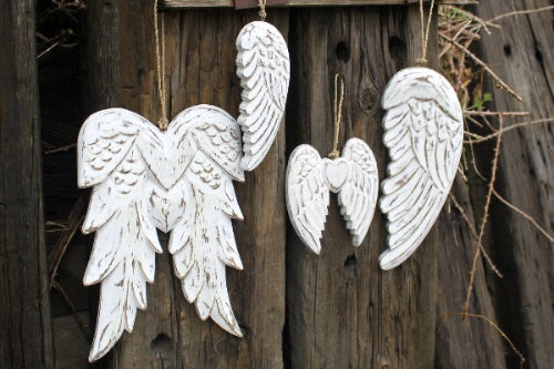 Rustic wooden angel wings wall art ornament for home décor