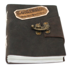 Load image into Gallery viewer, Leather journal gift set for writers and travelers