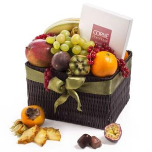 naturally-sweet-cravings-fruit-chocolate-luxury-fruit-hamper-gifts-delivery-fresh-fruit-gourmet-hamper-gifts-online-delivery-fresh-fruit-and-chocolate-box-baskets-gifts-natural-sweet-foods-naturally-sweet-fruits-hampers-for-him-sweet-and-chocolate-hampers
