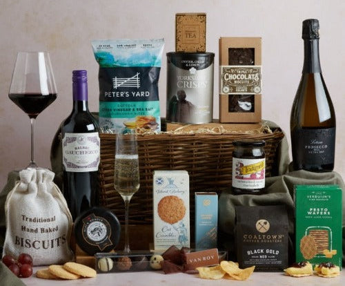 cheese and wine-deluxe cheese board-cheese hampers gifts-cheese board set-cheese and wine gifts-cheese and wine delivered-cheese and snack-cheese and salt biscuit aperitif-cheese & wine hamper-british bites
