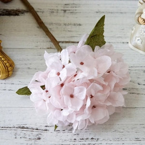 Hydrangeas arrangement ideas for wedding party