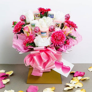 yankee-candles-chocolate-bouquet-pink-chocolate-yankee-candle-bouquet-chocolate-hamper-delivery-chocolate-gifts-uk-chocolate-bouquet-belgian-chocolates-online-belgian-chocolate-yankee-candles-flowers-bouquet