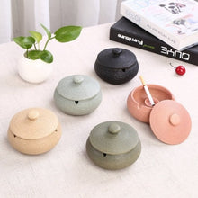 Load image into Gallery viewer, Stylish smoking ashtray gift with ceramic lid