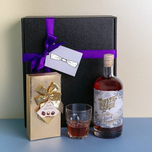 Rum lovers gift set with Pirate’s Grog spiced rum and gourmet chocolate