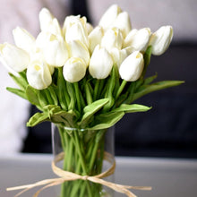 Load image into Gallery viewer, artificial tulip bouquet flowers-artificial tulips hobbycraft-artificial tulip wedding bouquet-artificial tulips the range-fake tulips that look real-artificial white tulips-artificial tulips dunelm-super gift online