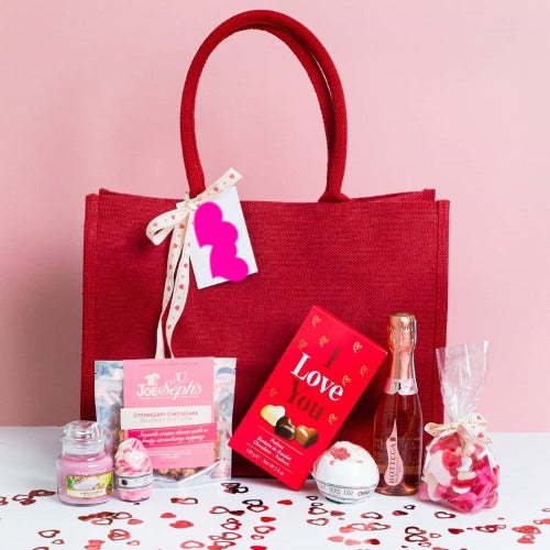 Valentine’s Day treats gift bag for her with chocolates and pamper items